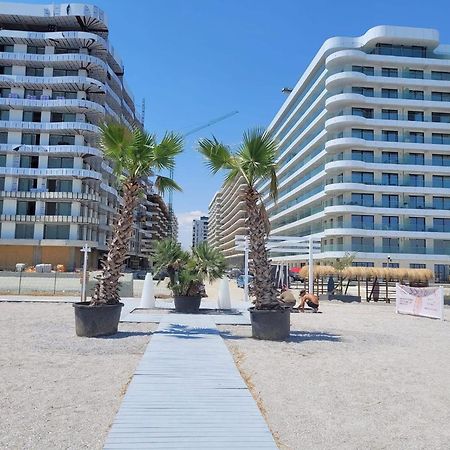 Lakeside Studio Mamaia Central Екстер'єр фото