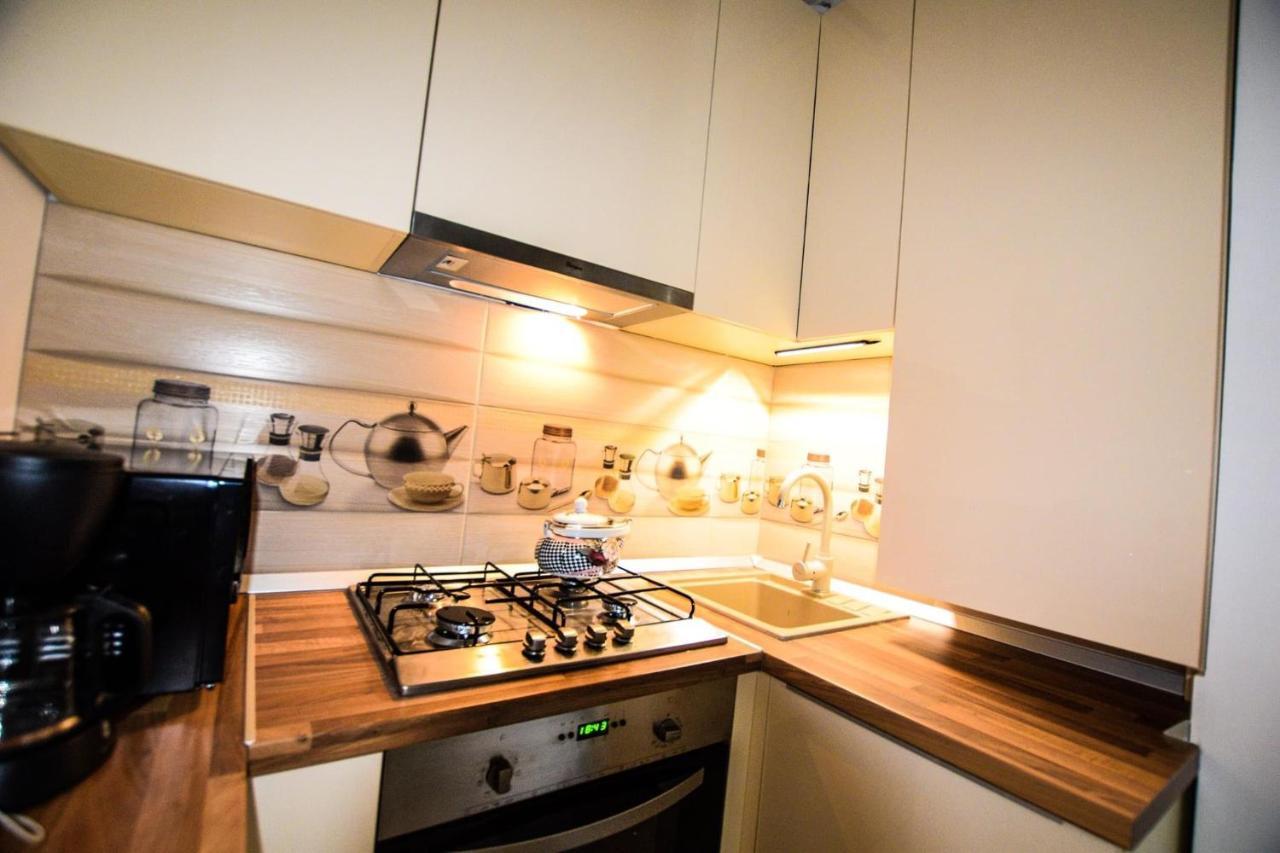 Lakeside Studio Mamaia Central Екстер'єр фото