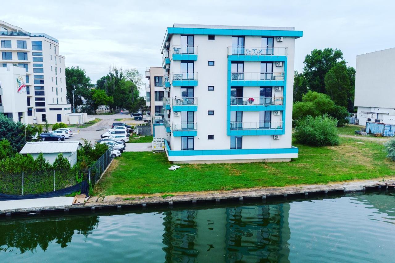 Lakeside Studio Mamaia Central Екстер'єр фото