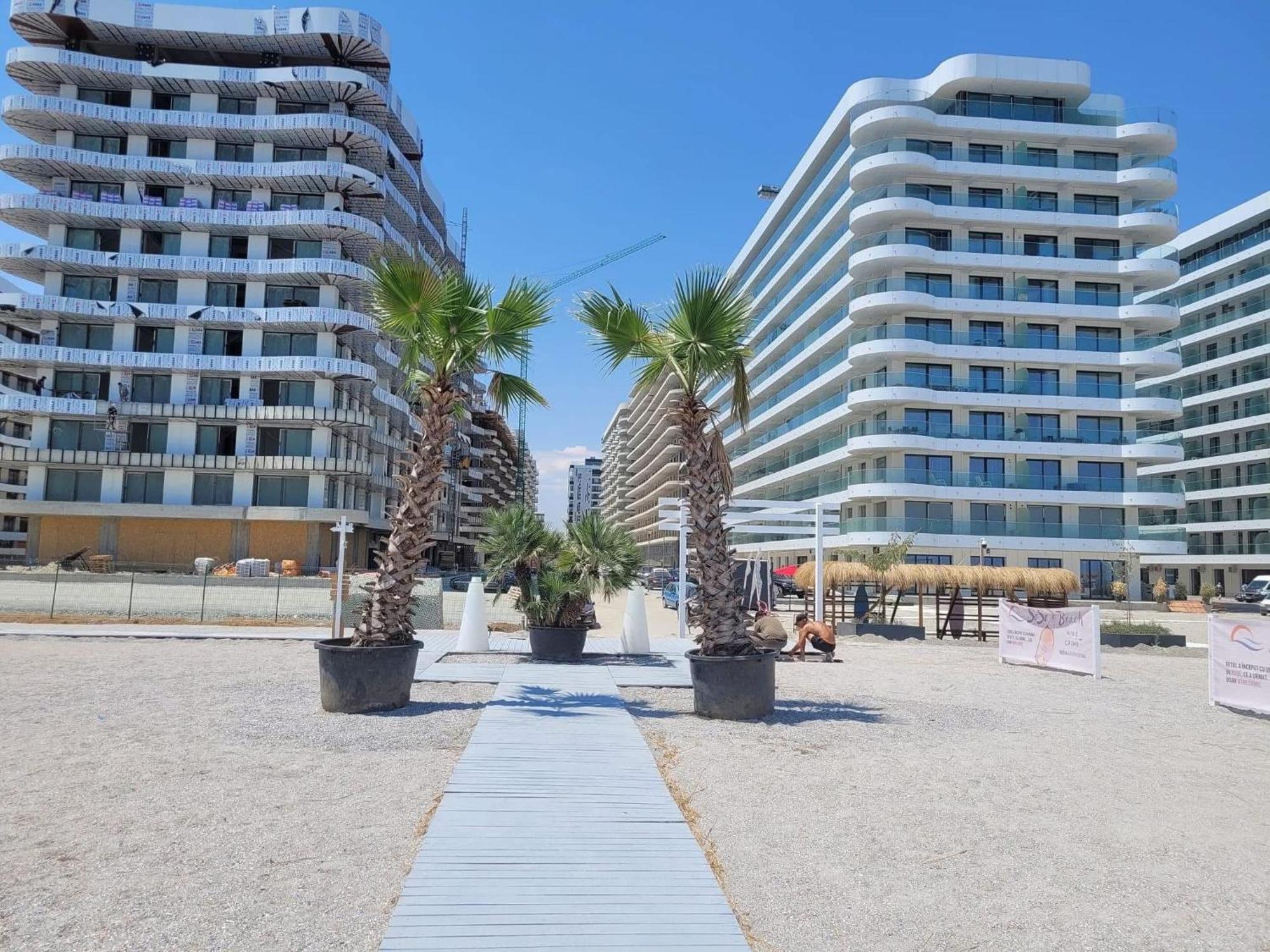 Lakeside Studio Mamaia Central Екстер'єр фото